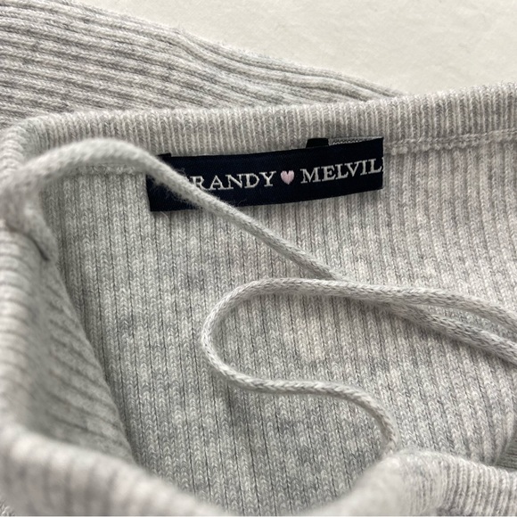 Brandy Melville,‎ 3 crop top tanks. pink, Grey, Blue + White. All One size - Picture 10 of 12